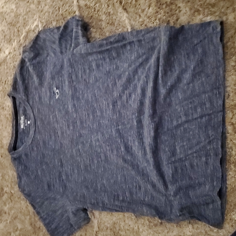 Hollister navy tee large